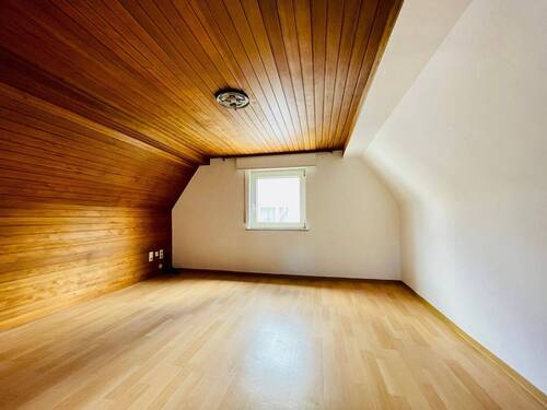 Vorderhaus OG Schlafzimmer - 