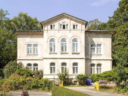 Herrenhaus - 1 Zimmer Mehrfamilienhaus, Wohnhaus zum Kaufen in Sornzig-Ablaß