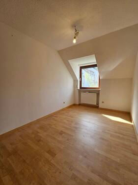 Zimmer neben Schlafzimmer - 