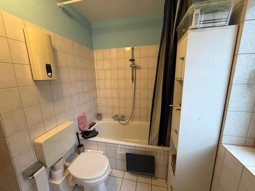 Badezimmer 1.jpg - 3 Zimmer Etagenwohnung zur Miete in Syke