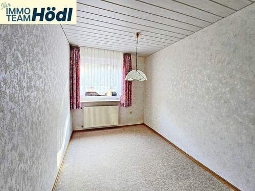 Kinderzimmer/Büro - 