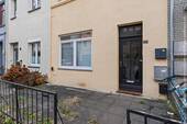 Aussenansicht - 7 Zimmer Reihenmittelhaus zum Kaufen in Bremen