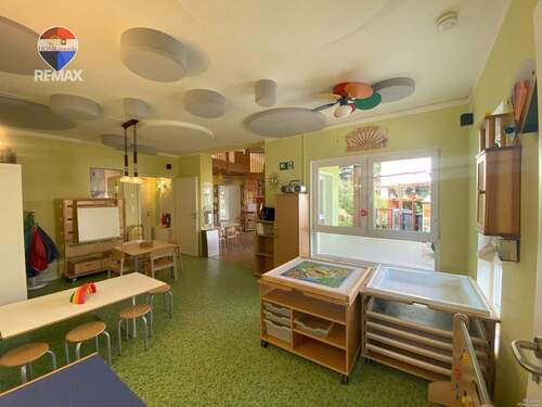 Erdgeschoss - Mehrfamilienhaus, Wohnhaus in Petershagen/Eggersdorf