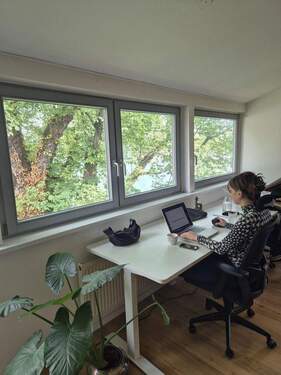 Schreibtisch mit Seeblick - 