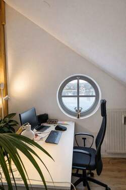 Schreibtisch mit Seeblick - 