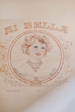 Wandmalerei im Hausdurchgang - 