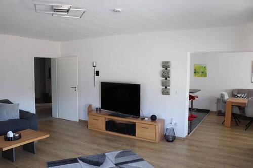 Wohnen EG - 1 Zimmer Mehrfamilienhaus, Wohnhaus in Hemer