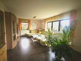 Wohnzimmer - Einfamilienhaus mit 110,00 m² in Striegistal zum Kaufen