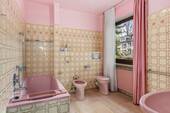 Bad mit Badewanne und Bidet - 