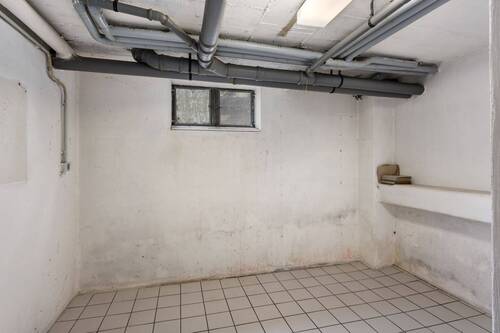 Raum im Keller - 