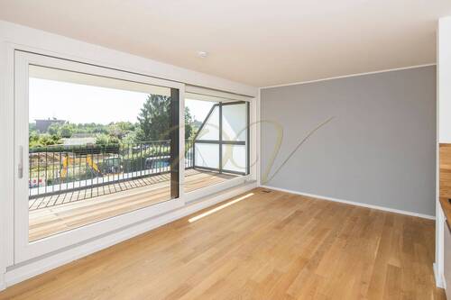 Wohnzimer und Terrasse - Aktion! Provisionsfrei! Sonnige Wohnung mit großer Südterrasse – Komfort und Ausblick genießen