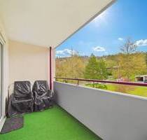 Charmante 2-Zimmer Etagenwohnung mit Balkon und Tiefgaragenstellplatz in Nagold-Steinberg