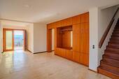 Eingangsbereich Souterrain - 6 Zimmer Einfamilienhaus in Stadtoldendorf