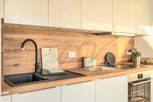 Küche mit Mustereinrichtung - 