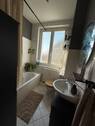 Bad mit Badewanne - 