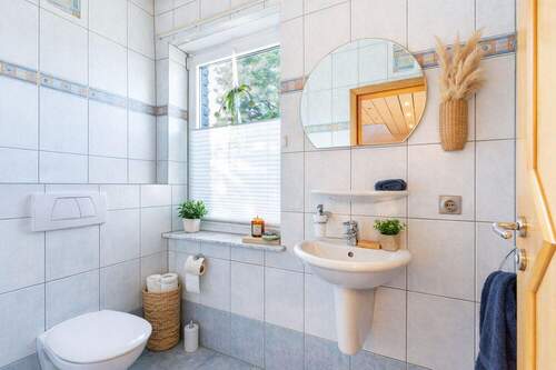 KI Gäste-WC Erdgeschoss - 