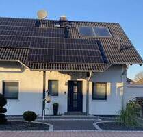 Modernes Einfamilienhaus in naturnaher Lage von Bürstadt - ideal für Familien