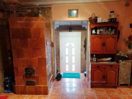  Kachelofen + Eingang - 