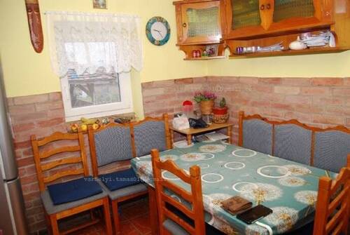  Eßzimmer - 4 Zimmer Mehrfamilienhaus, Wohnhaus zum Kaufen in Komitat Somogy