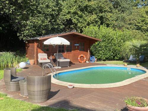 Ab in den Urlaub - 4 Zimmer Einfamilienhaus in Bielefeld