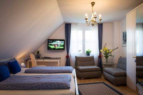 rso160912-01-015-1.jpg - 