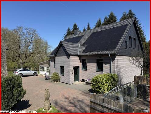 kernsaniertes Haupthaus - 7 Zimmer Einfamilienhaus zum Kaufen in Schleswig