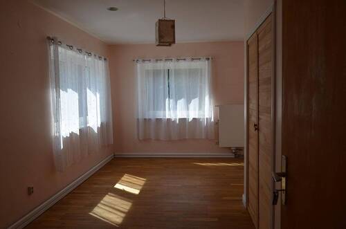 Schlafzimmer mit Eichenparkett - 