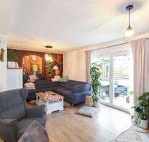 Moderne DHH mit eigenem Garten in Ortsrandlage von Velden!