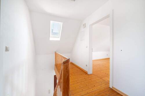 Vorderhaus Flur OG - 