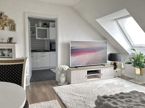 Wohnbereich - 2 Zimmer Etagenwohnung zum Kaufen in Augsburg