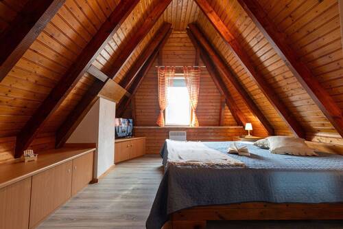 Schlafzimmer mit Doppelbett - 
