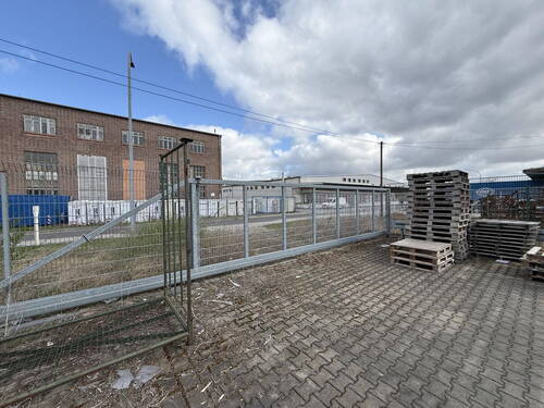 Zufahrtstor Liebigstr. - 