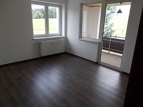 DSCN0135 - 1 Zimmer Mehrfamilienhaus, Wohnhaus zum Kaufen in Taura b. Burgstädt