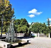 **Investieren Sie in einen tollen Sachwert** MFH mit Einzelhaus + GarageStellpl. Neufahrn (S1)** - Neufahrn bei Freising