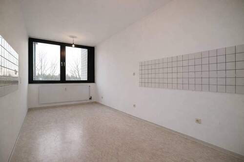 19182_(18) - 3 Zimmer Etagenwohnung in Neuss