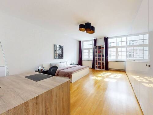 Titelbild - Großzügige Altbauwohnung mit Wohnküche, Balkon und flexiblem Grundriss