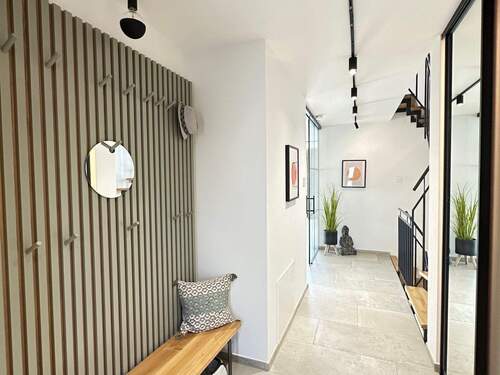 Garderobe - 5 Zimmer Reihenendhaus zum Kaufen in Nürnberg