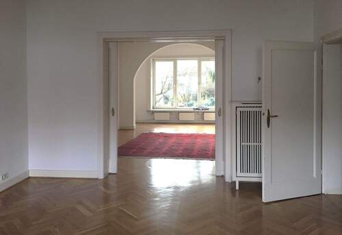 Zimmerflucht im Erdgeschoss - Lieben Sie hohe Räume? - 950.000,00&nbsp;EUR Kaufpreis, ca.&nbsp; 230,00&nbsp;m&sup2;&nbsp;Wohnfl&auml;che