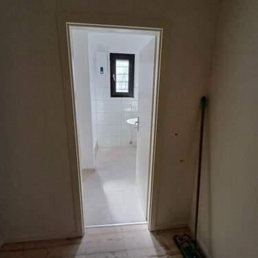 PHOTO-2025-06-25-19-50-27-1 - 2 Zimmer Etagenwohnung in Oberhausen