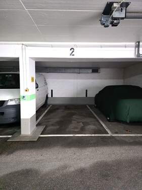 Eigener Tiefgaragenstellplatz - 