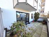 Geräumige Terrasse mit großzügigem Ausblick - 2 Zimmer Etagenwohnung in München