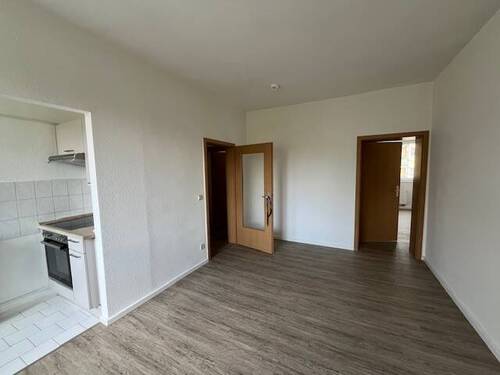 Wohnen + Kochen - 3 Zimmer Etagenwohnung in Zwickau