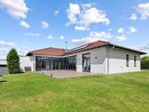Ansicht Ost/Süd - 1 Zimmer Mehrfamilienhaus, Wohnhaus zum Kaufen in Pleidelsheim