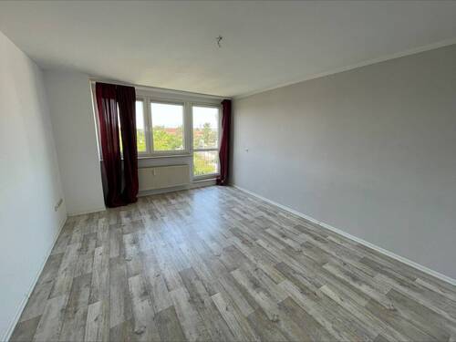 Wohnbereich - 3 Zimmer Etagenwohnung zum Kaufen in Heusenstamm