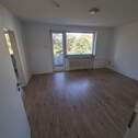 Blick ins Wohnzimmer - 