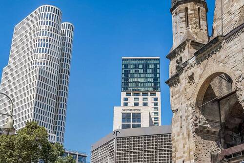 Gedächtniskirche und Waldorf Astoria - 