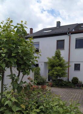 Frontansicht 1 - Geräumiges Reihenmittelhaus in sehr guter Lage