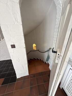 Zugang zum Souterrain - 