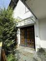 Eingang - 7 Zimmer Einfamilienhaus in Dietzenbach