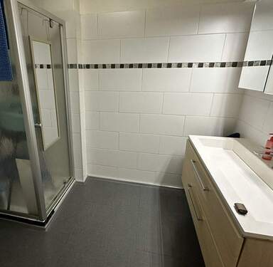 Badezimmer - Wunderschöne 4-Zimmer-Wohnung - Komfortabel, Hell und Perfekt Geschnitten